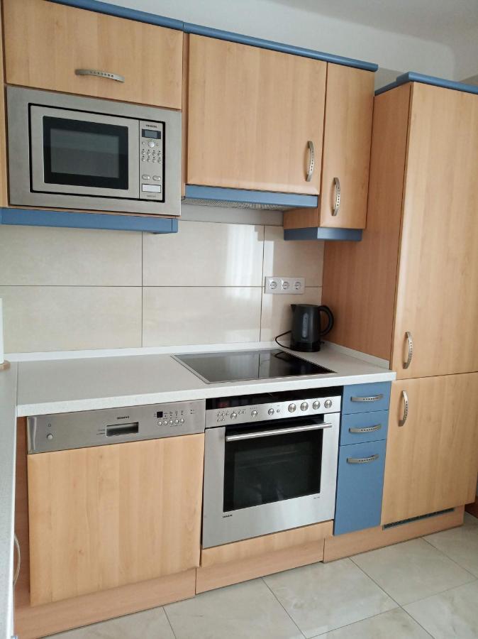 Our Haven In 1220 Apartment Wina Bagian luar foto