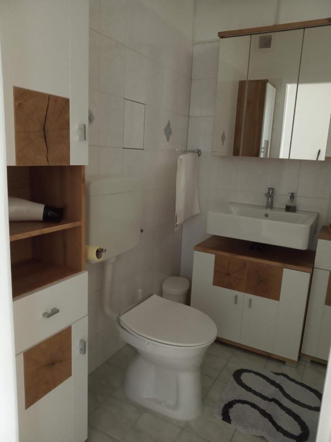 Our Haven In 1220 Apartment Wina Bagian luar foto